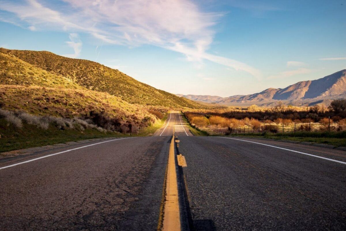 5 Alien-Themed Places Near Area 51