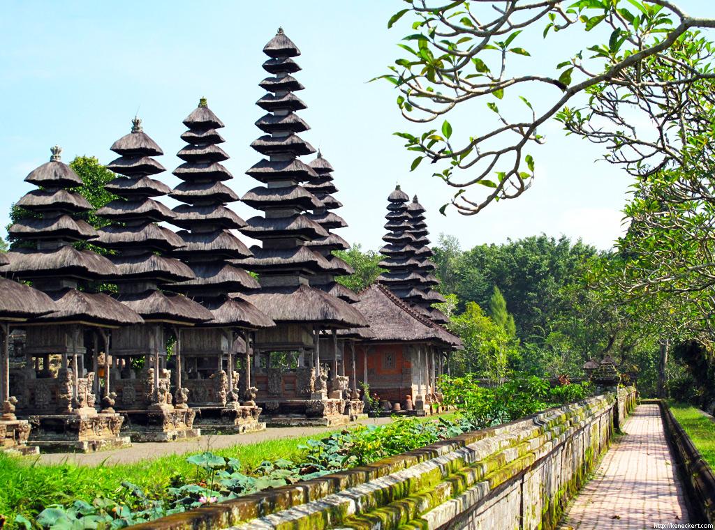How to Take a Slow Tour Through Southeast Asia