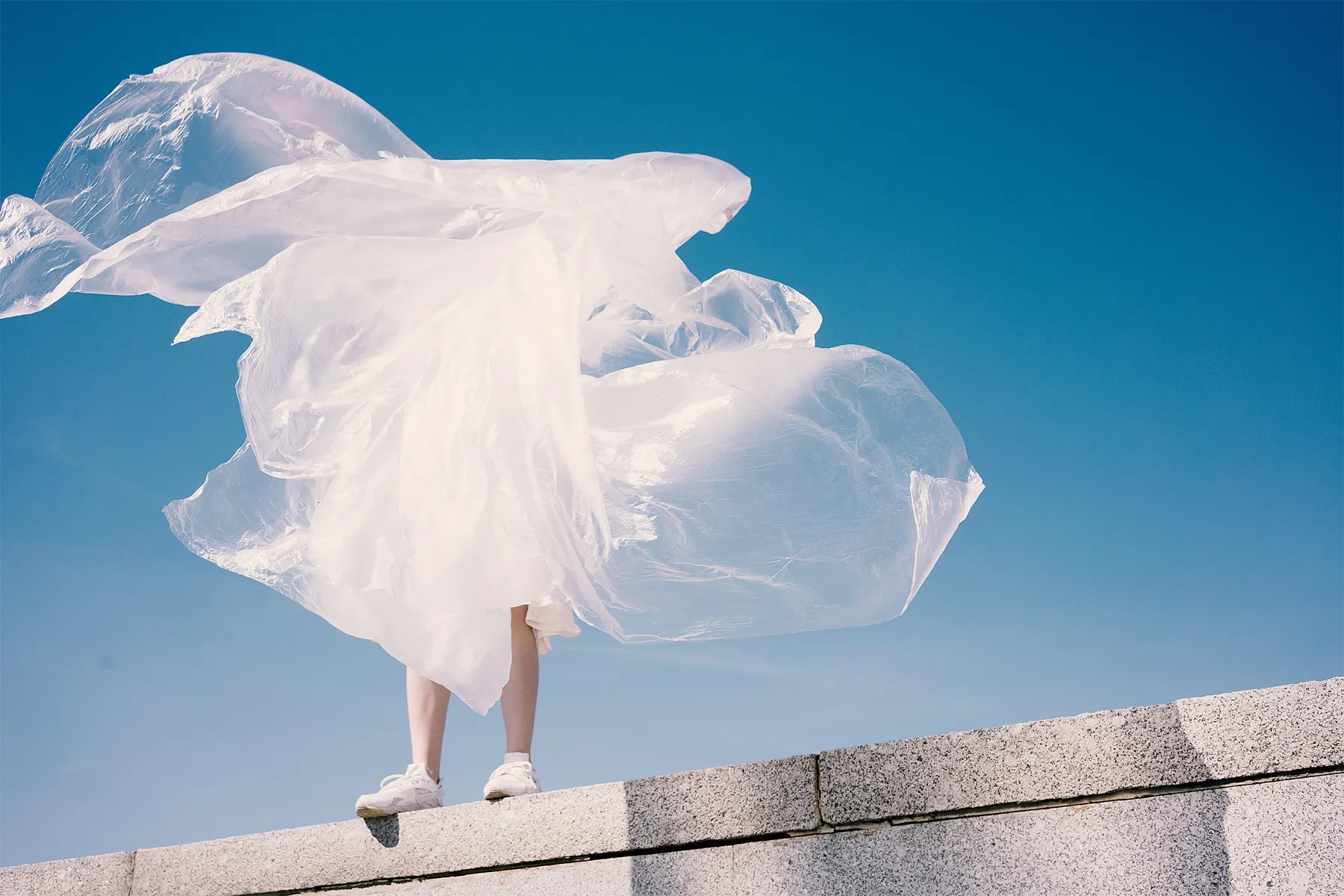 Report Finds Fashion Industry Is Slow to Quit Single Use Plastics