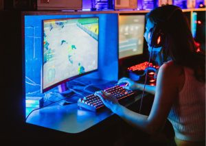 live-streaming-blockchain-mobile-gaming