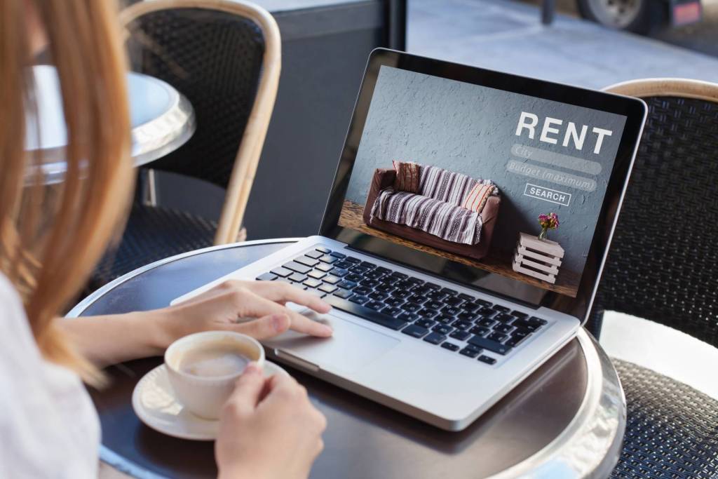 how-to-remotely-manage-your-rental-properties how-to-remotely-manage-your-rental-properties
