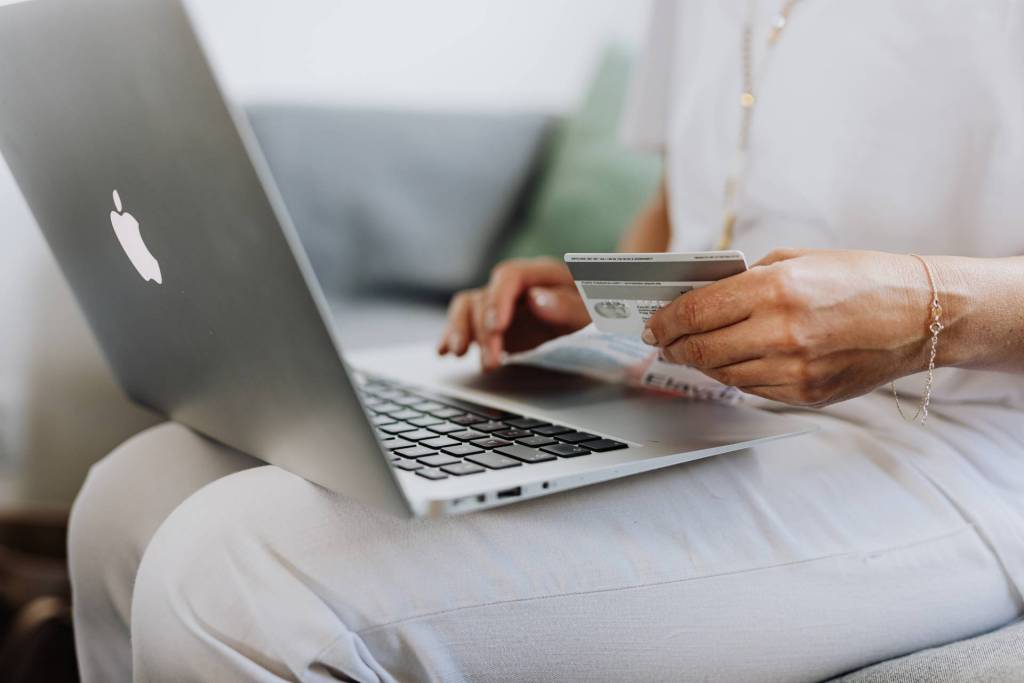 cutting-edge-strategies-for-standing-out-in-the-competitive-business-ecommerce-sphere cutting-edge-strategies-for-standing-out-in-the-competitive-business-ecommerce-sphere