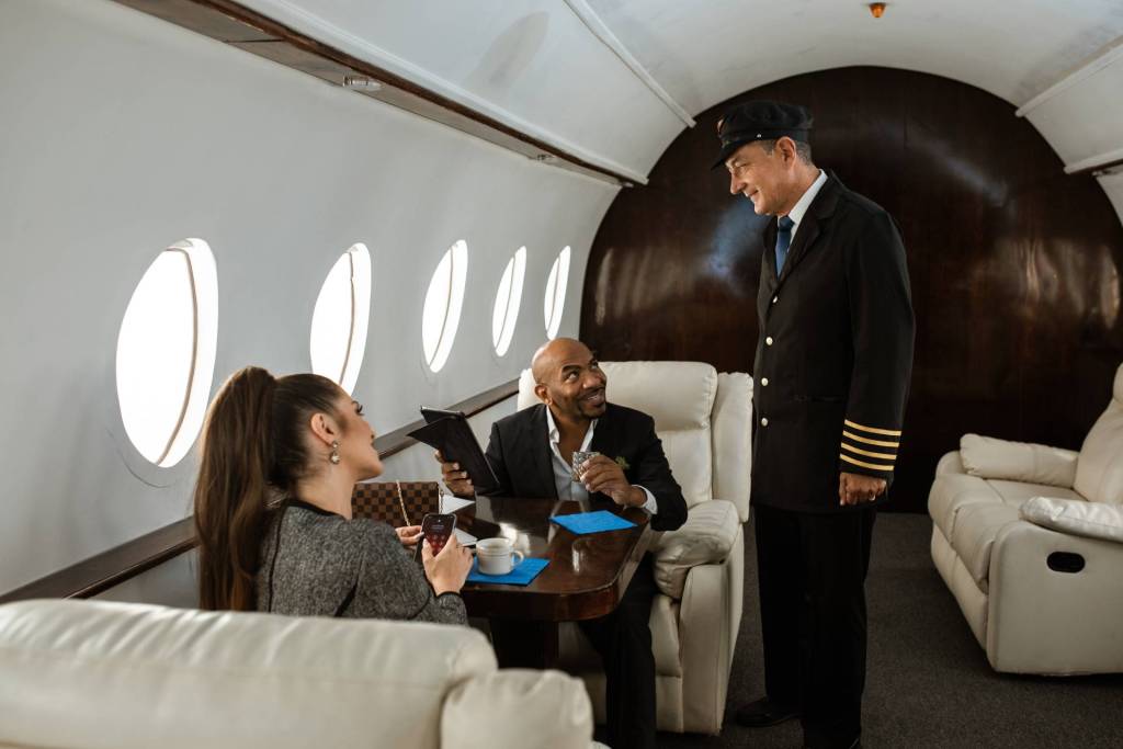 five-good-reasons-to-charter-a-private-jet-when-running-a-business five-good-reasons-to-charter-a-private-jet-when-running-a-business