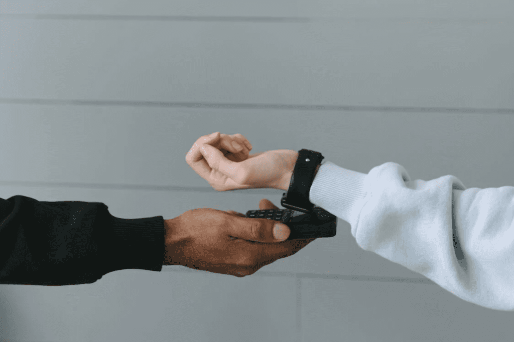 set-your-money-on-autopilot:-how-to-save-with-financial-automation set-your-money-on-autopilot:-how-to-save-with-financial-automation