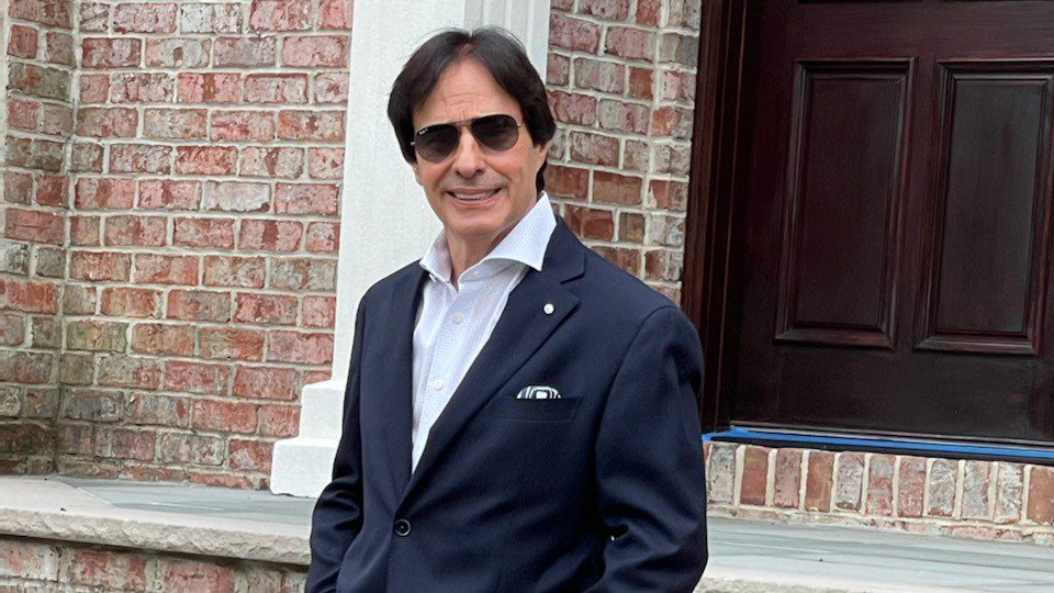 Robert DeFalco, Owner of Staten Island’s Top Real Estate Agency, is on a Personal Mission to Fight Cancer