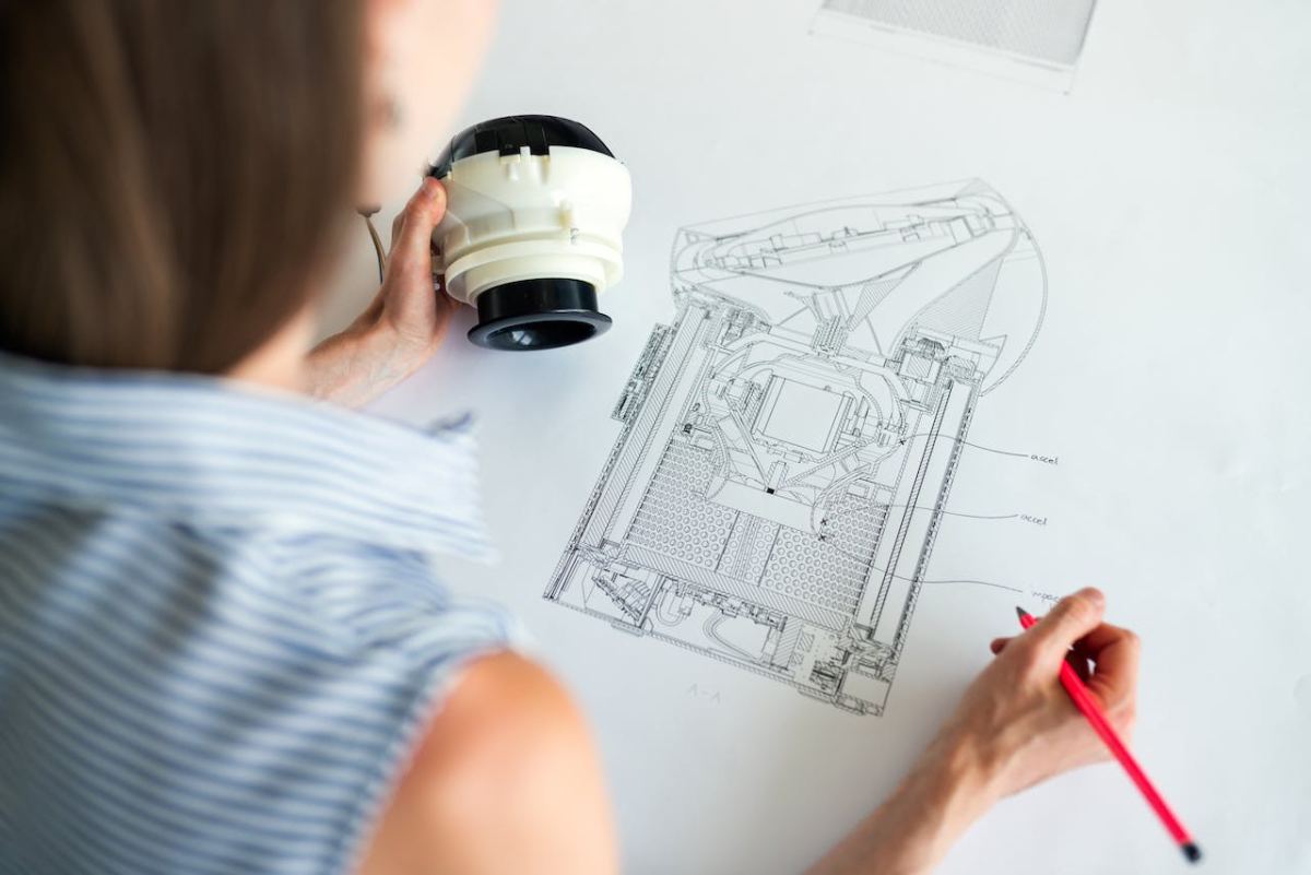 Engineer & Entrepreneur Robert Kay Shares What Inventors Need to Know Before Taking a Product to Market Engineer & Entrepreneur Robert Kay Shares What Inventors Need to Know Before Taking a Product to Market