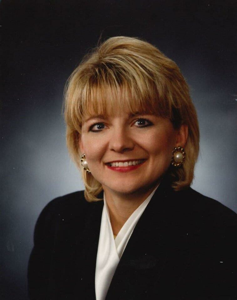 How Lynn Kvidt Became One of the Most Trusted Realtors in North Dakota