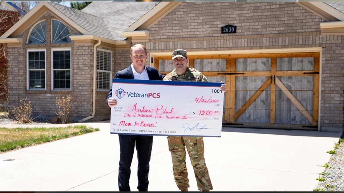 Jason-Anderson with an active duty VeteranPCS client