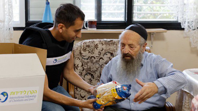 Yael Eckstein: Salary and Economic Challenges Amid War Inspire IFCJ to Offer a Lifeline to Struggling Israelis Yael Eckstein: Salary and Economic Challenges Amid War Inspire IFCJ to Offer a Lifeline to Struggling Israelis