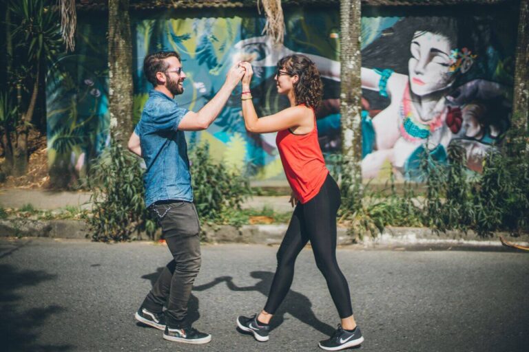 Somoloco’s Unique Fusion of Dance and Travel in Colombia’s Cultural Heart
