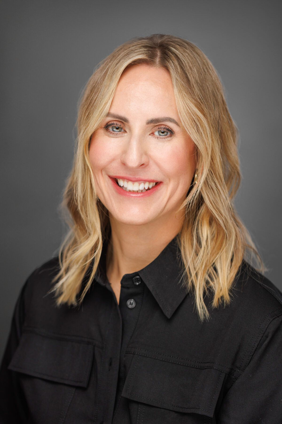 Fashion Meets Compassion: Quick 5 with Rosanne Wood, Founder of No. 49 Handbags