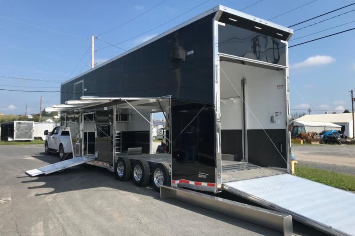 Why Local Trailer Dealers Outshine Online Marketplaces and Big-Box Retailers