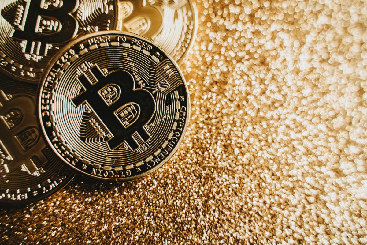 Crypto Payments and Digital Wallets in High-End Retail