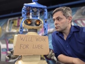 Alex Dantas a founder of CircuitLaunch, a co-factoring space for robotics and mechatronics startups.