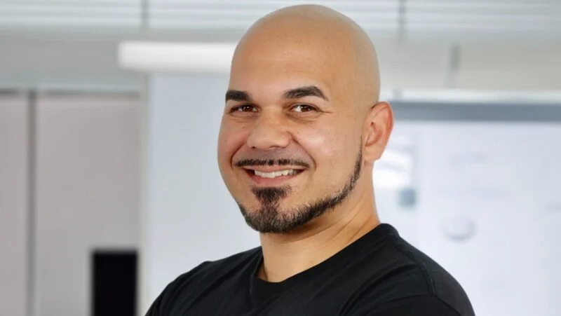 Ari Page, an Immigrant Entrepreneur Teaching America How to Fund the American Dream