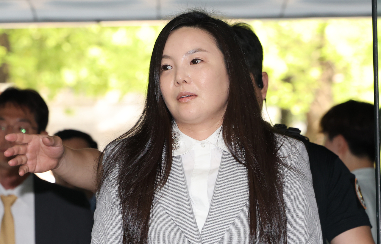 Cha Denies All Allegations in Seoul Fraud Trial